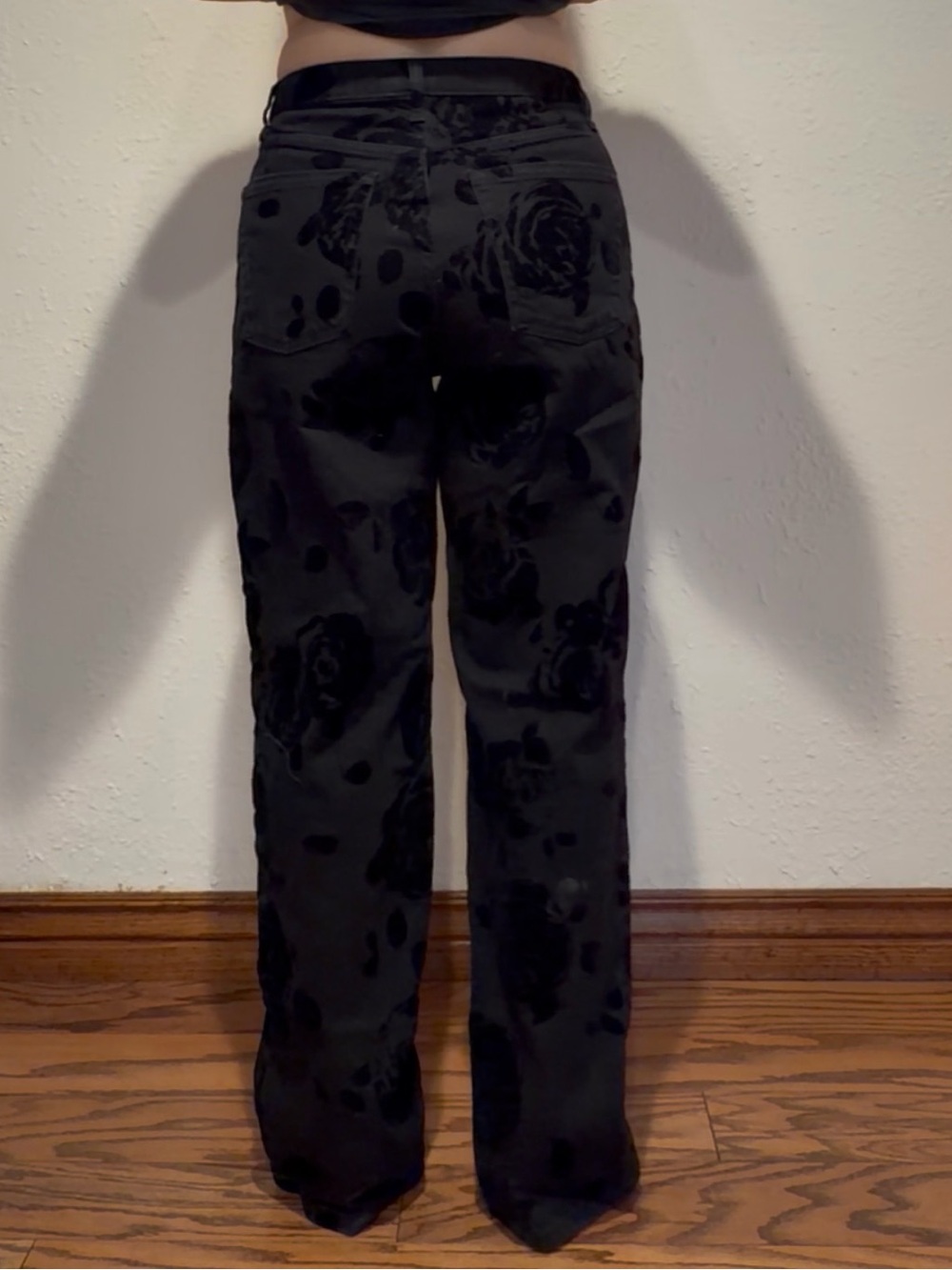 Wild Fable black 501 style jeans with velvet rose pattern, size 10
